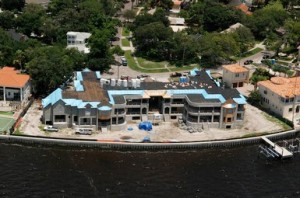 Derek Jeter's Home derek jeter 300x198 What Kind of Home Do The Champs Live In?