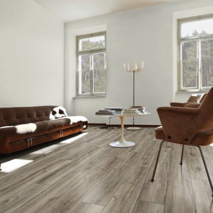 Lamton Laminate - 12mm AC5 Water Resistant - Defiant Collection