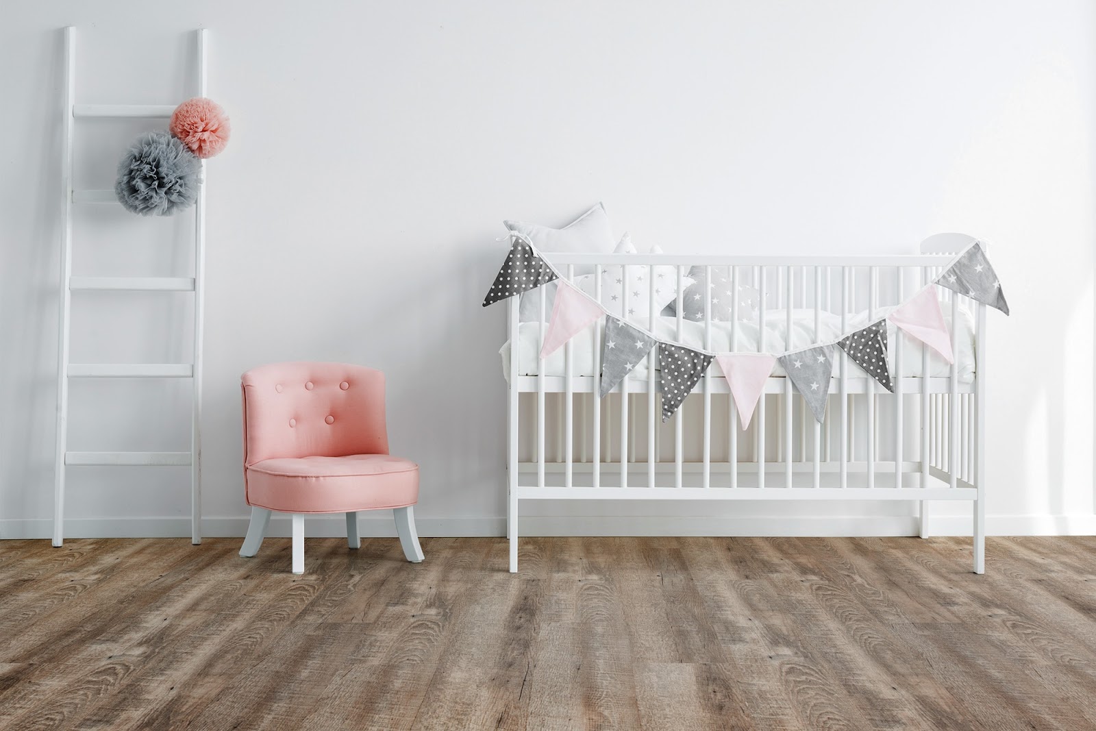 The Pros and Cons of Loose Lay Vinyl Plank Flooring