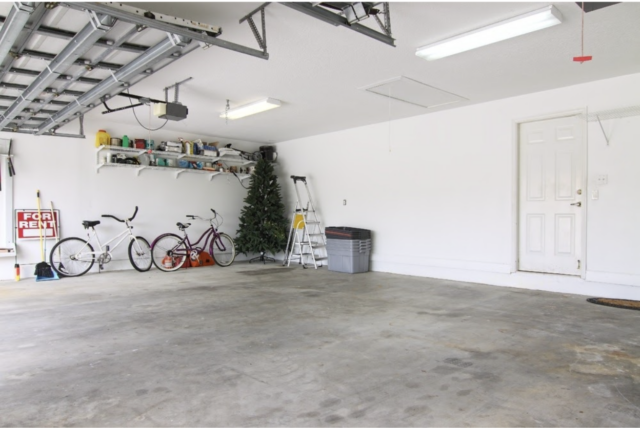Can You Store Vinyl and Laminate Flooring in Garage?